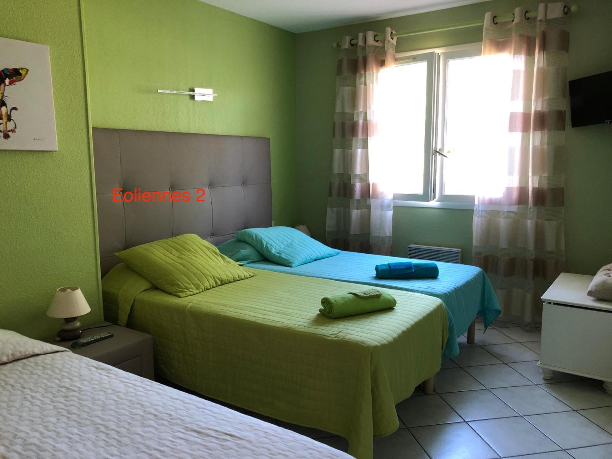 Chambres Table d'hotes Carpe diem Villeneuve-la-Rivière Extérieur photo